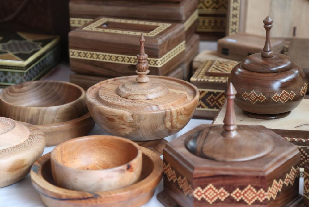 伊朗德黑兰举行国际手工艺品节
